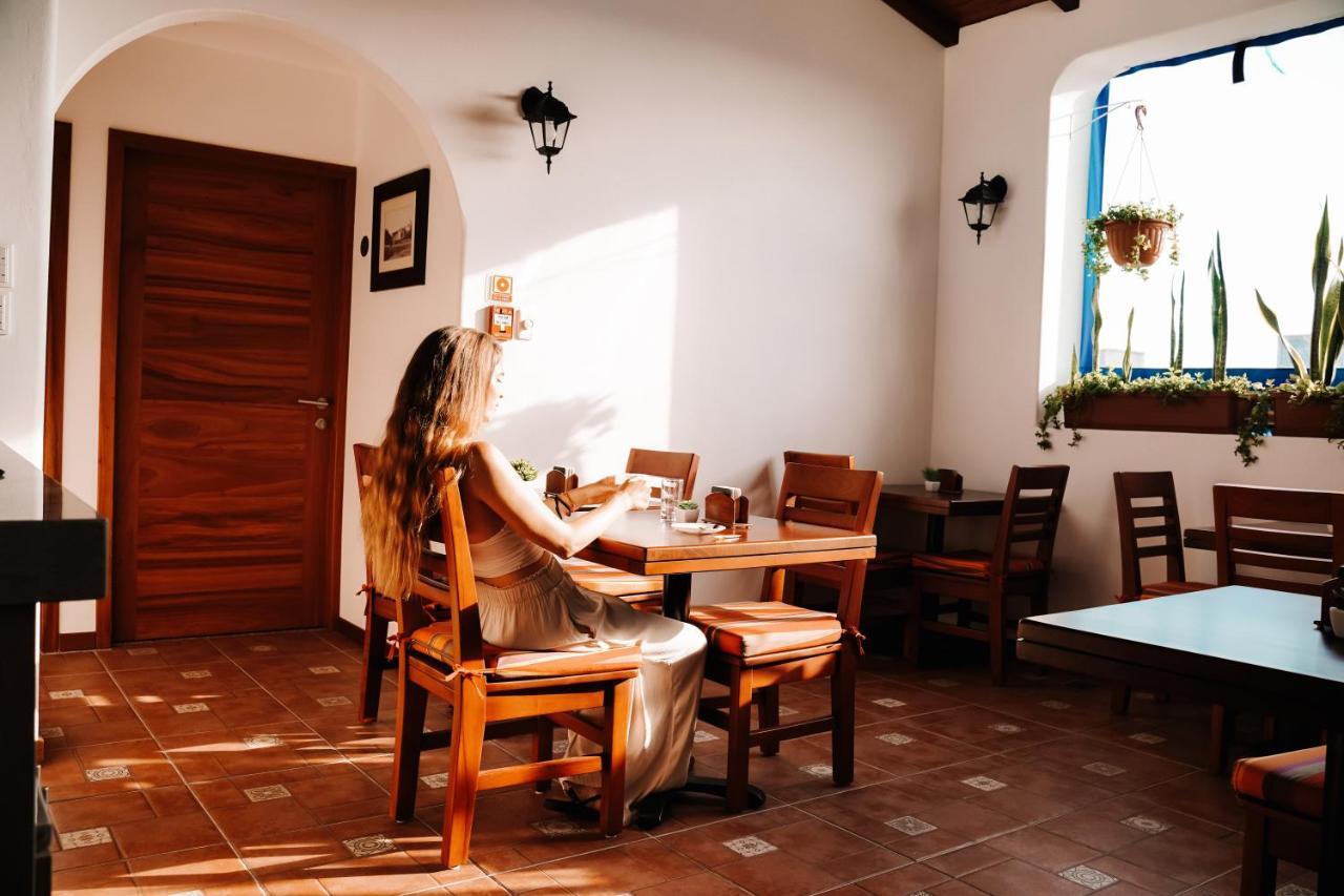 Hotel Cucuve Puerto Ayora  Exteriér fotografie